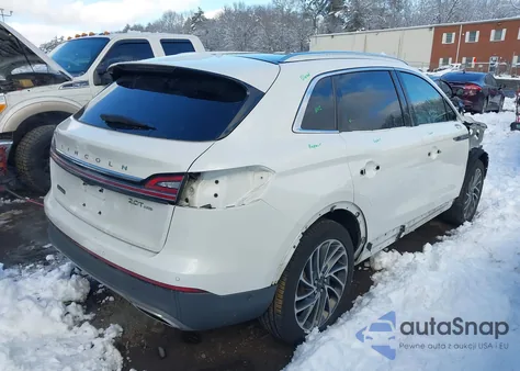 2020 Lincoln Nautilus Reserve z USA, uszkodzony, nr VIN 2LMPJ8K95LBL11142